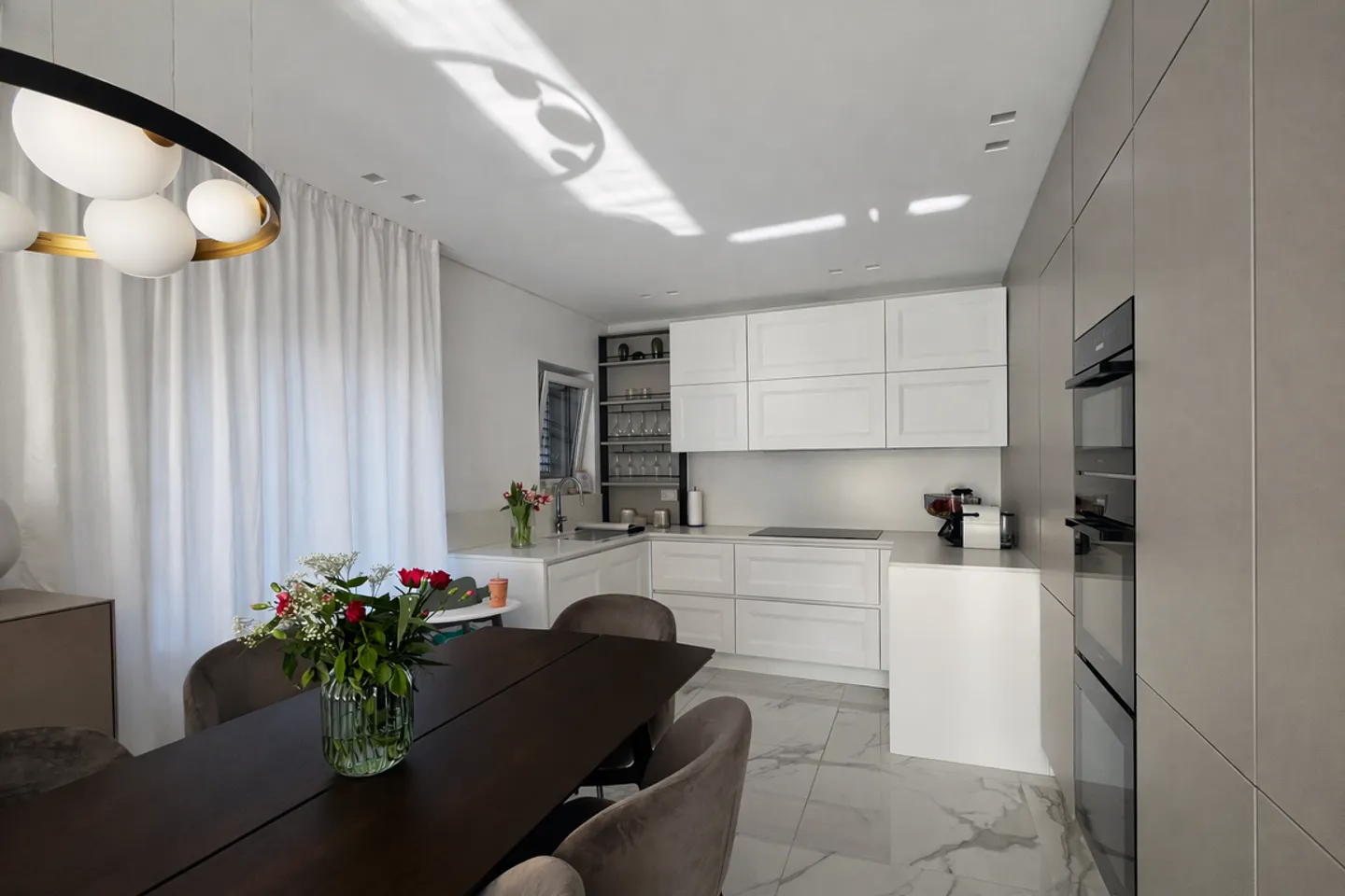BELLINZONA - MAGNIFIQUE ET MODERNE MAISON JUMELÉE - Photo 11 sur 13