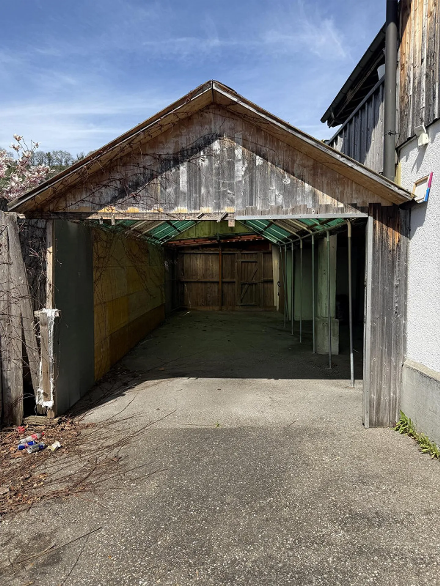 160 m2 commercial/storage space with 627 m2 outdoor/parking area/garage - Photo 7 of 9