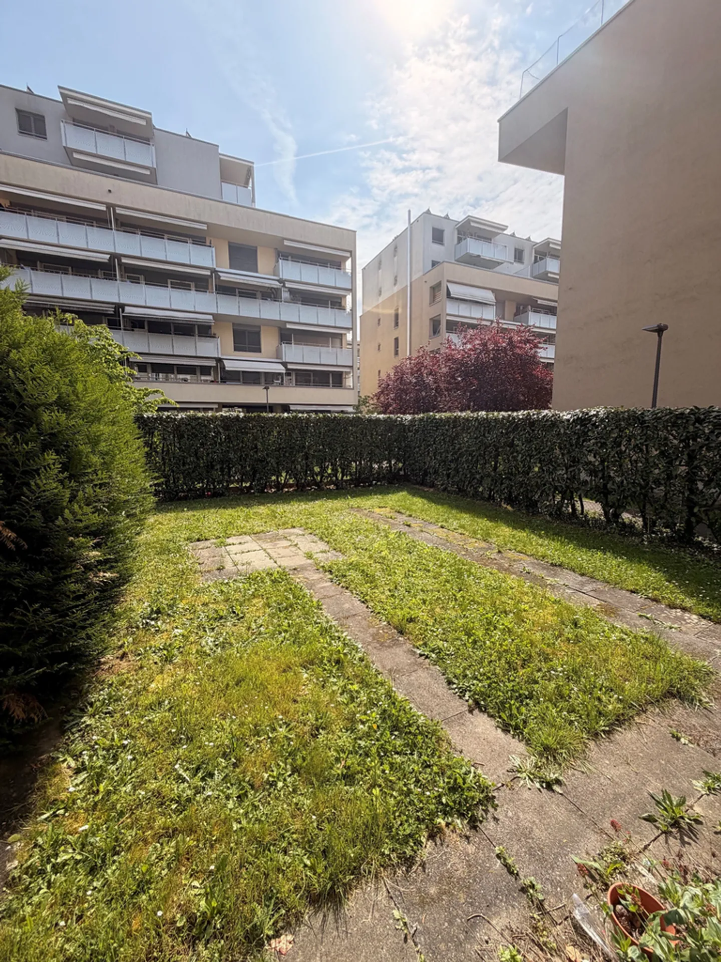 Schönes 2.5-Zimmer-Apartment mit Garten in Chavannes-près-Renens - Photo 1 sur 6