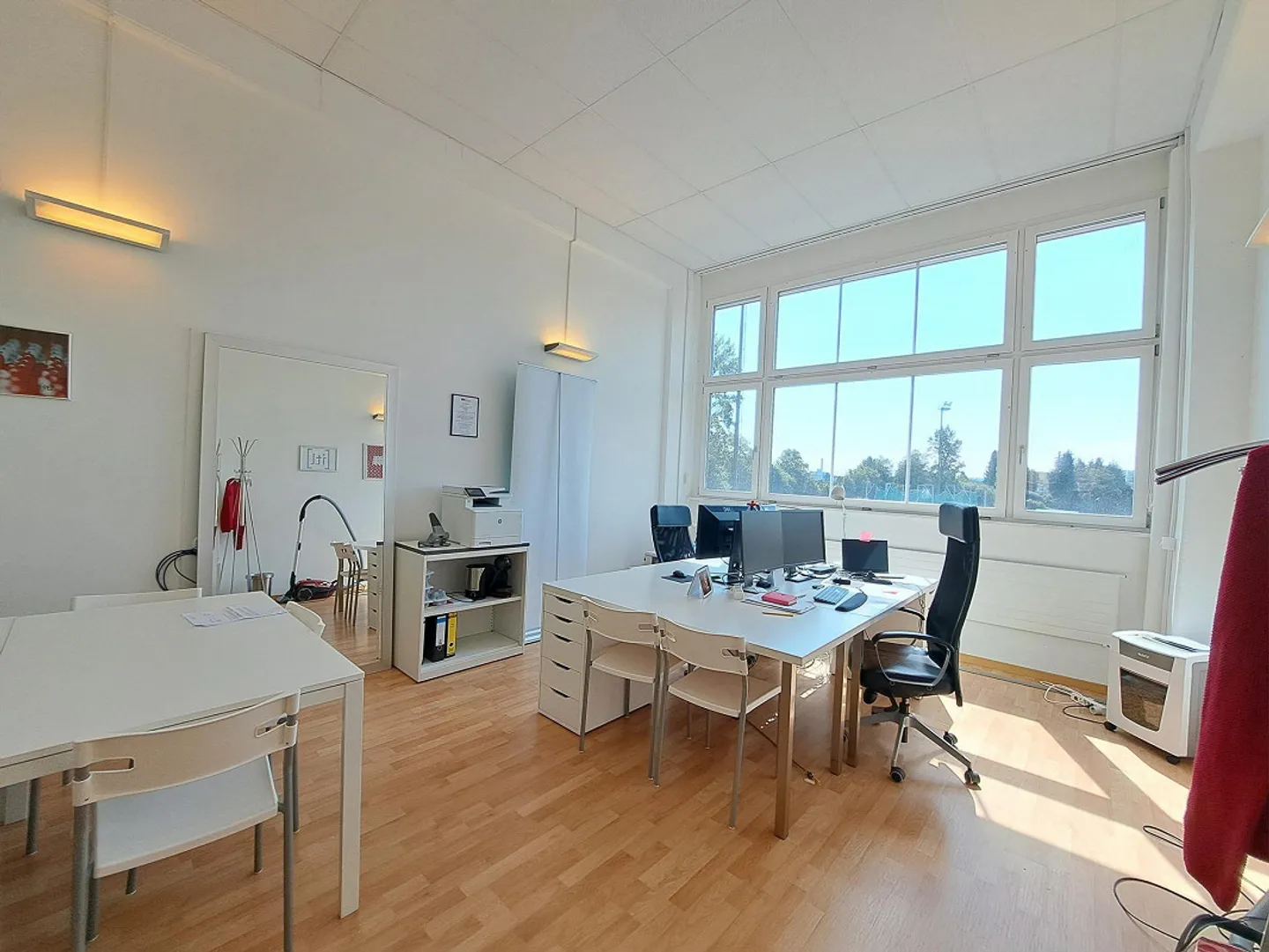 Toller Praxis oder Büroraum mit Blick ins Grüne - Foto 4 von 8