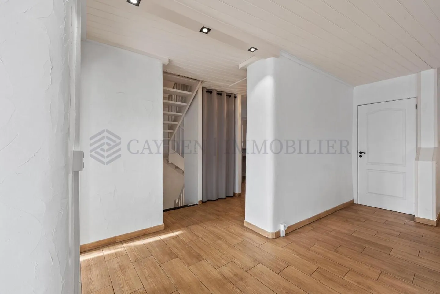 Magnifica casa a schiera completamente ristrutturata - Foto 9 di 15