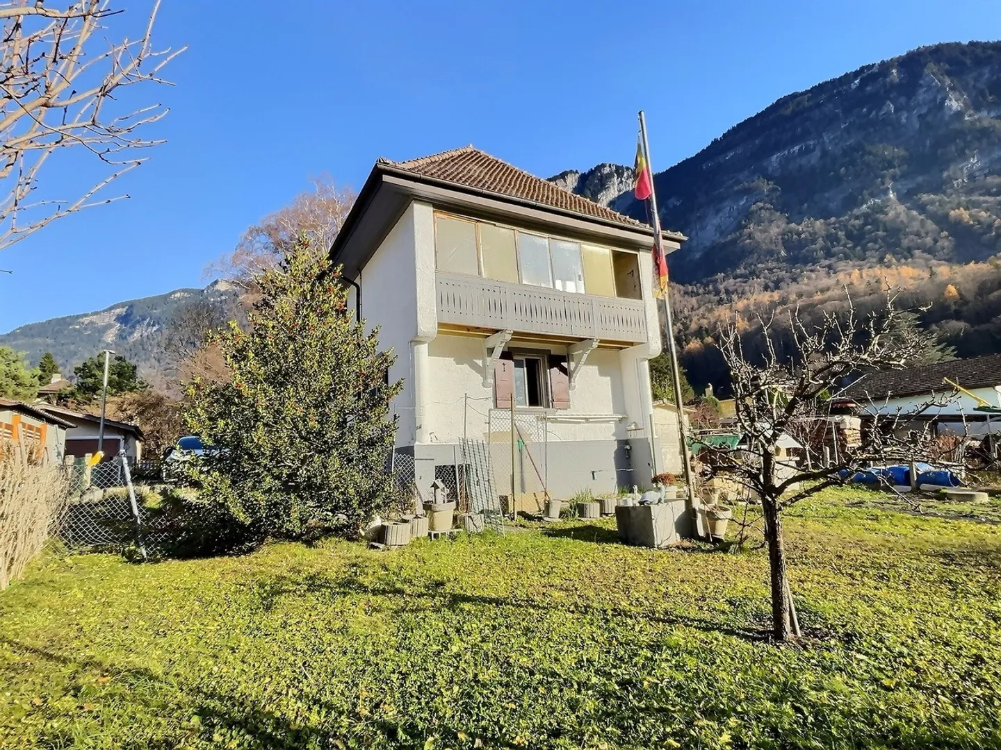 25 36 Villa à rénover Lavey-Village. - Photo 1 sur 13