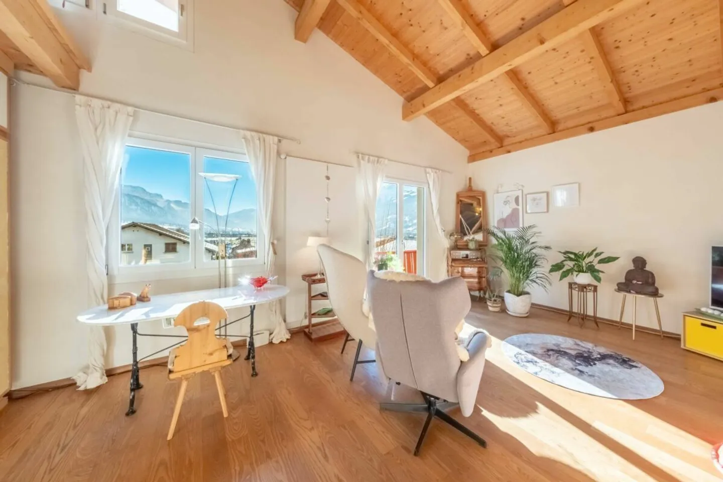 Unique 5.5 to 6.5 Room Single Family House in Malans TEMPORARY - Photo 2 of 12