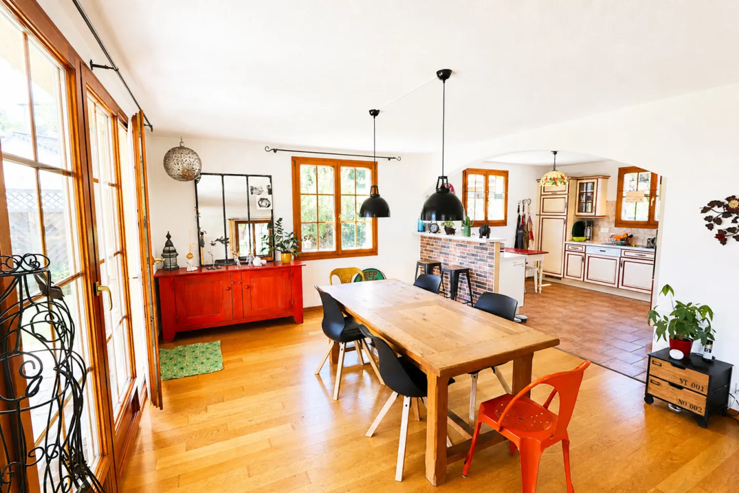 Villa indipendente di 5,5 locali nel centro del villaggio - Foto 8 di 12