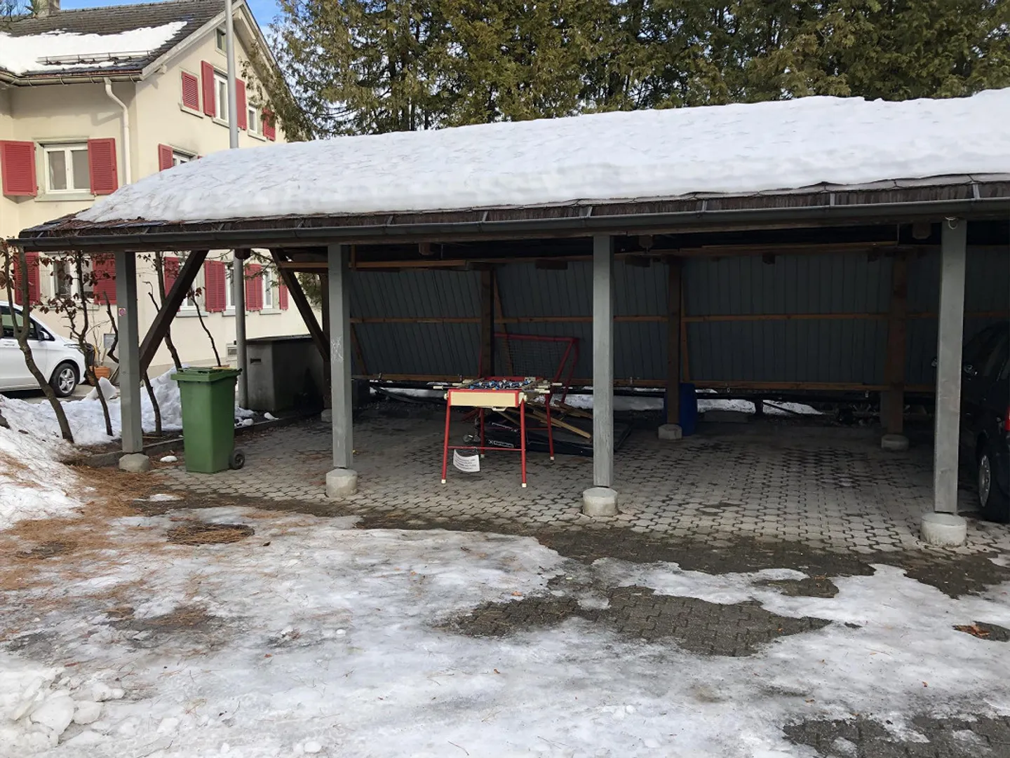 Carport - Foto 2 di 2