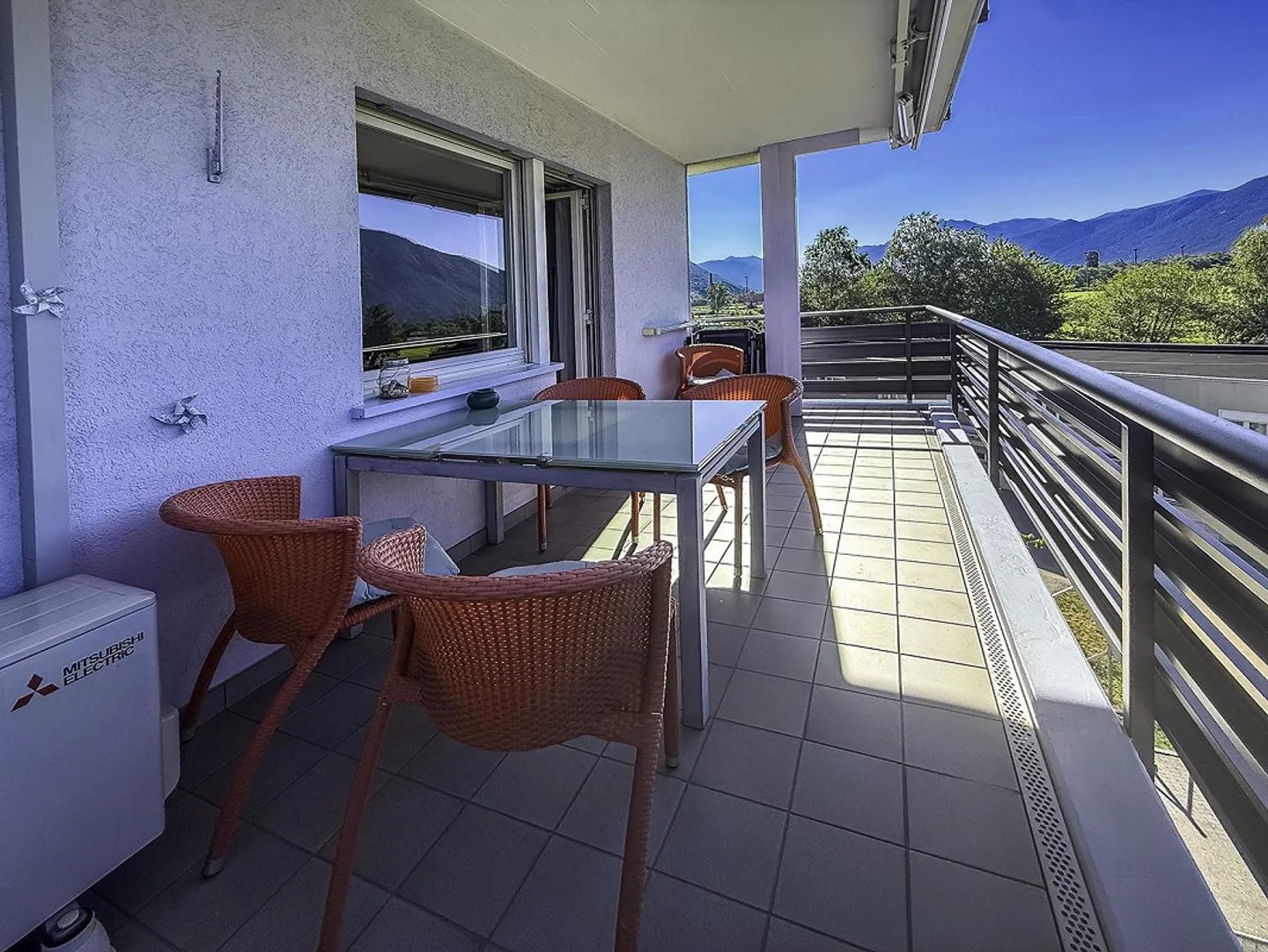 4,5-Zimmer-Wohnung mit offener Aussicht in Tenero-Contra - Foto 6 von 22