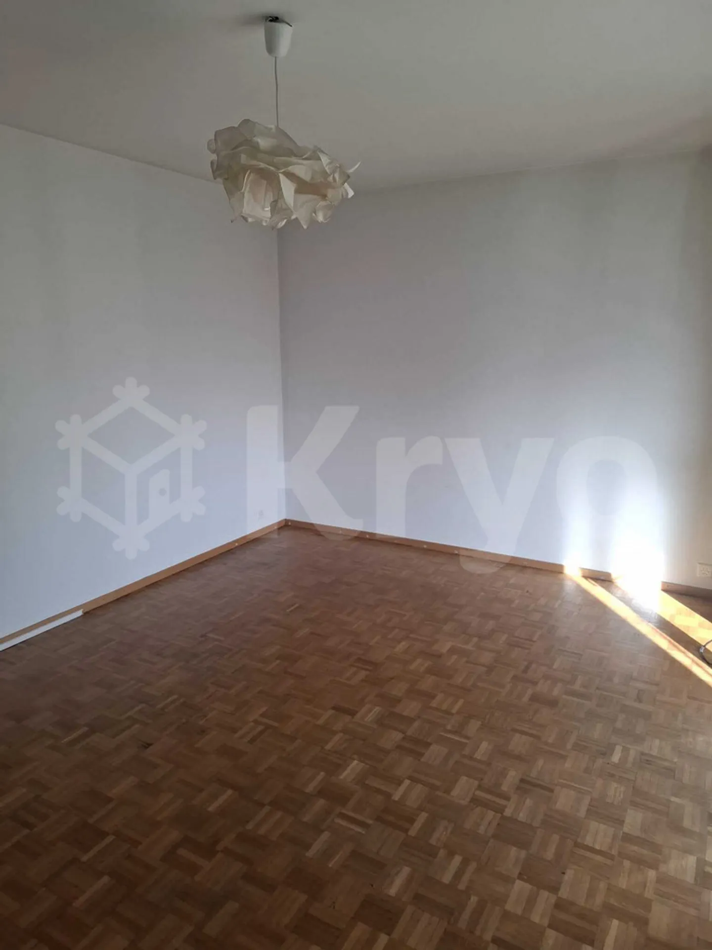 JOLI APPARTEMENT DE 3 PIECES 1ER ETAGE AVEC BALCON - Foto 5 von 12