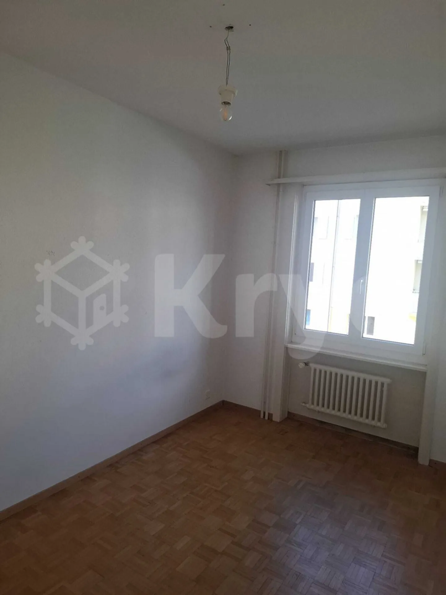 JOLI APPARTEMENT DE 3 PIECES 1ER ETAGE AVEC BALCON - Foto 8 von 12