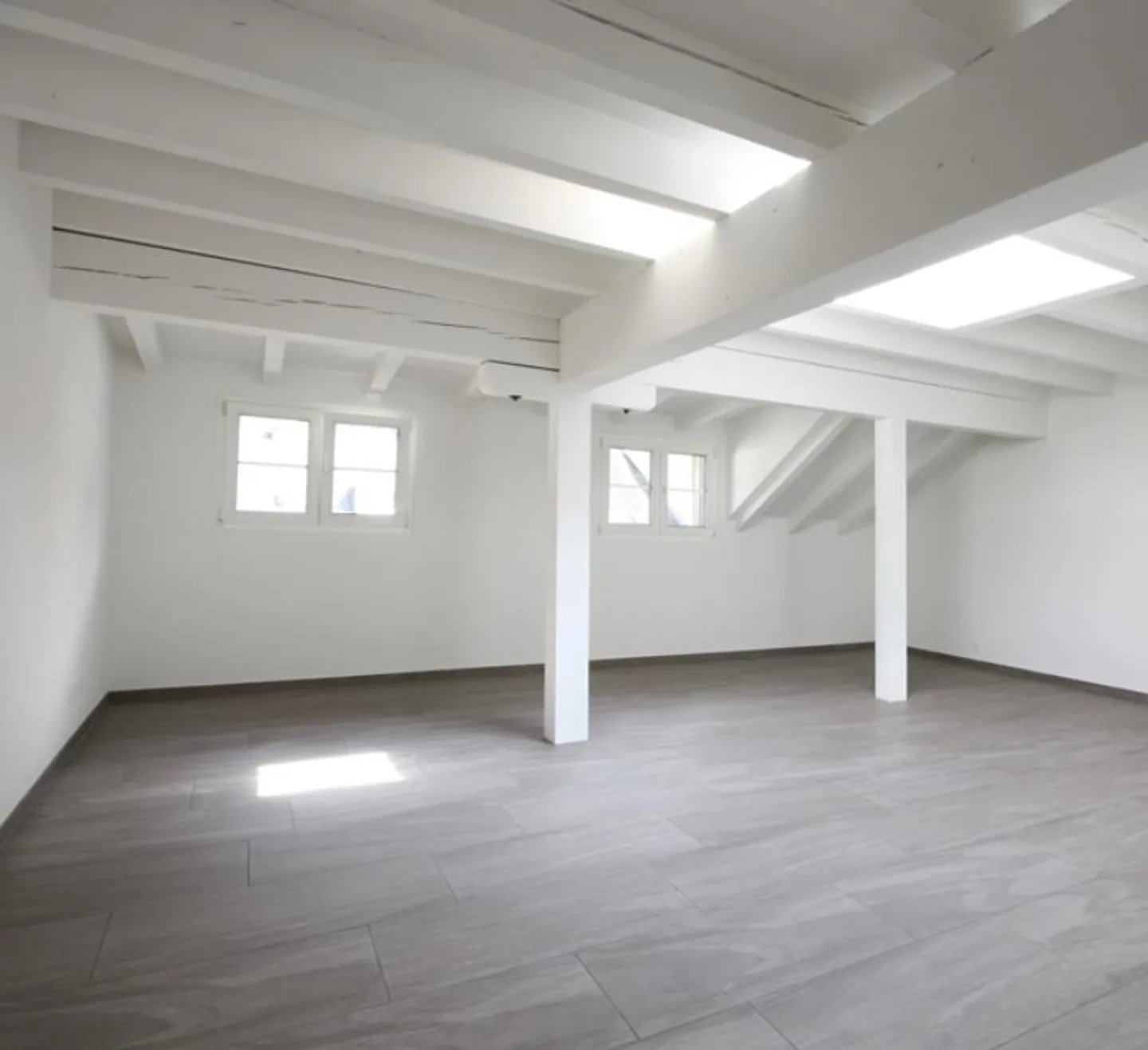 Charmante Wohnung mit Bergsicht - Foto 4 von 8