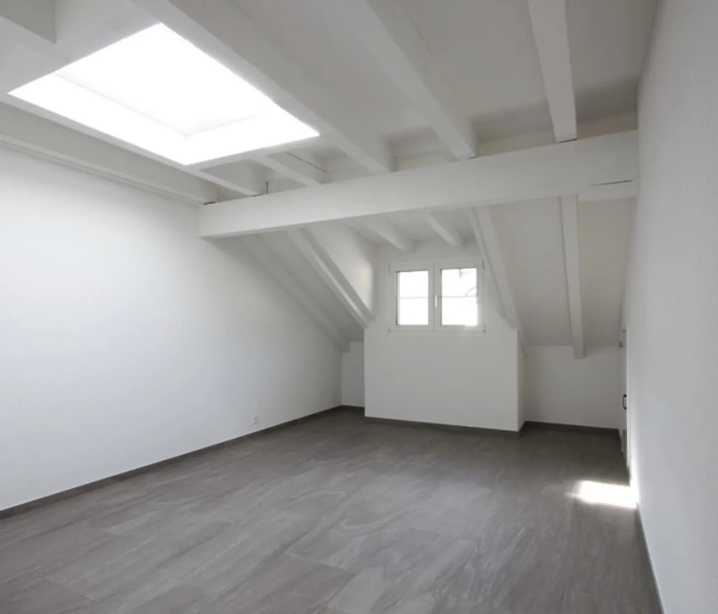 Charmante Wohnung mit Bergsicht - Foto 7 von 8