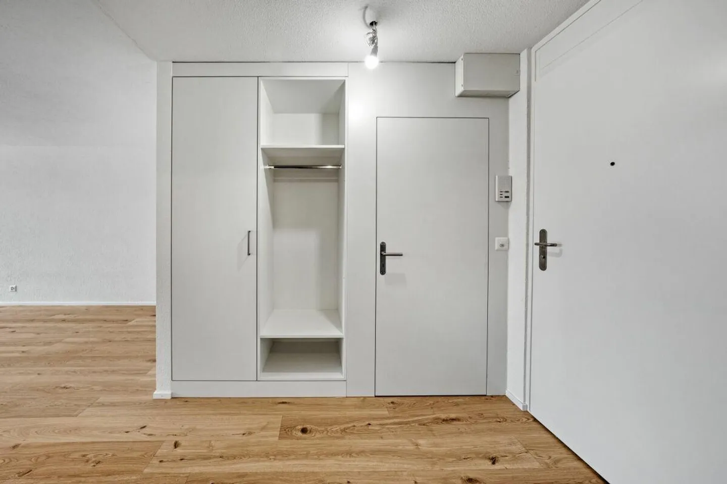 Appartement moderne de 1,5 pièce avec grande terrasse au centre de Buchs - Photo 4 sur 9
