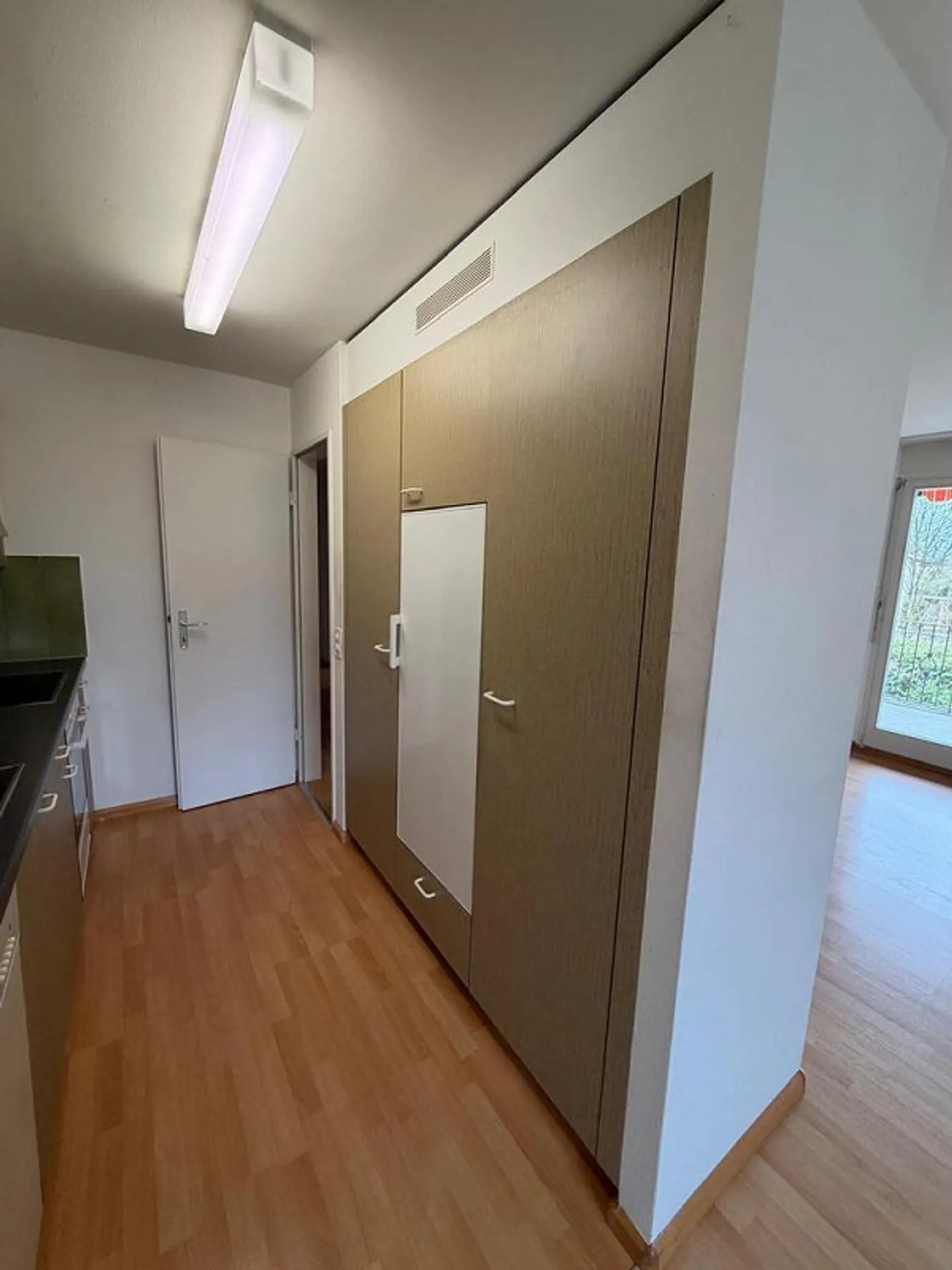 Appartement lumineux de 4 pièces avec belle vue dans un emplacement calme - Photo 4 sur 10