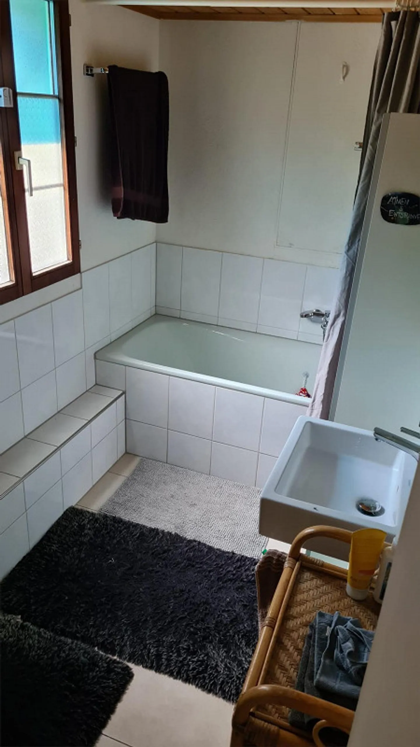 Parte di fattoria nel verde, grande, accogliente 4.5 stanze con balcone - Foto 7 di 11