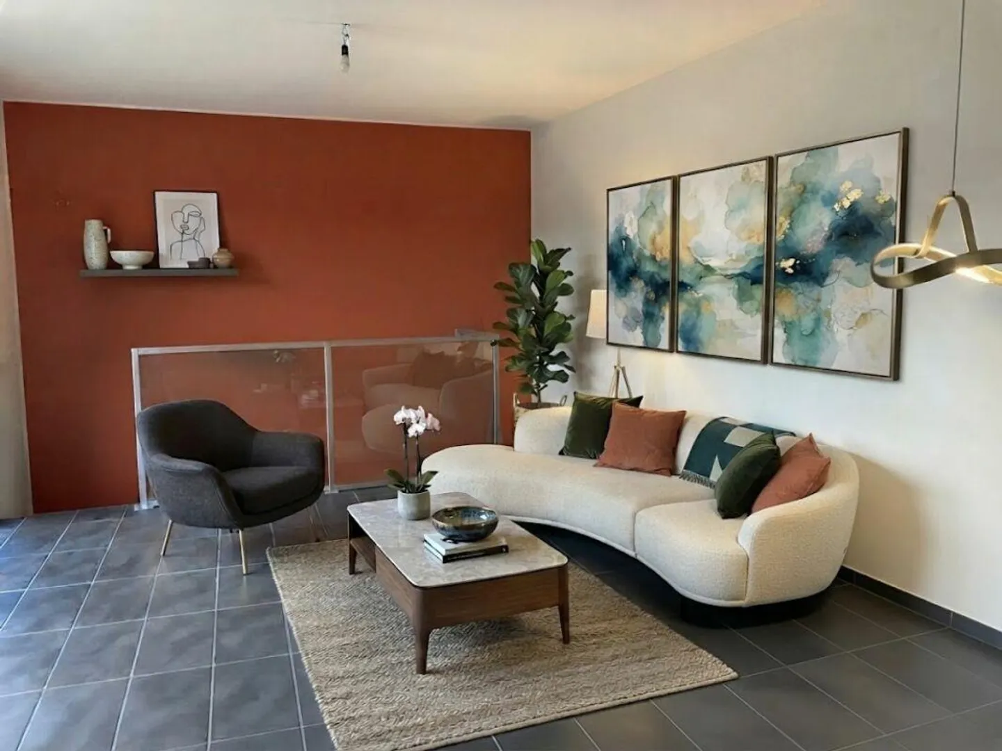 APPARTEMENT DUPLEX 2.5 PIÈCES AVEC GRAND JARDIN - Photo 2 sur 9