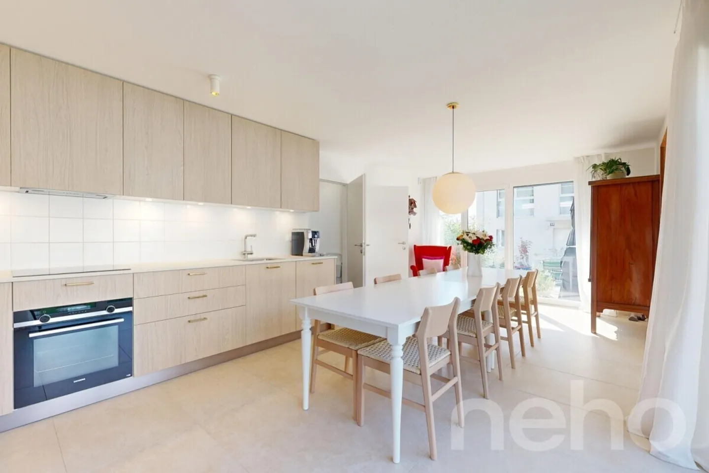 Pretty semi-detached house with 4.5 rooms in the heights of Renens - Photo 5 of 12