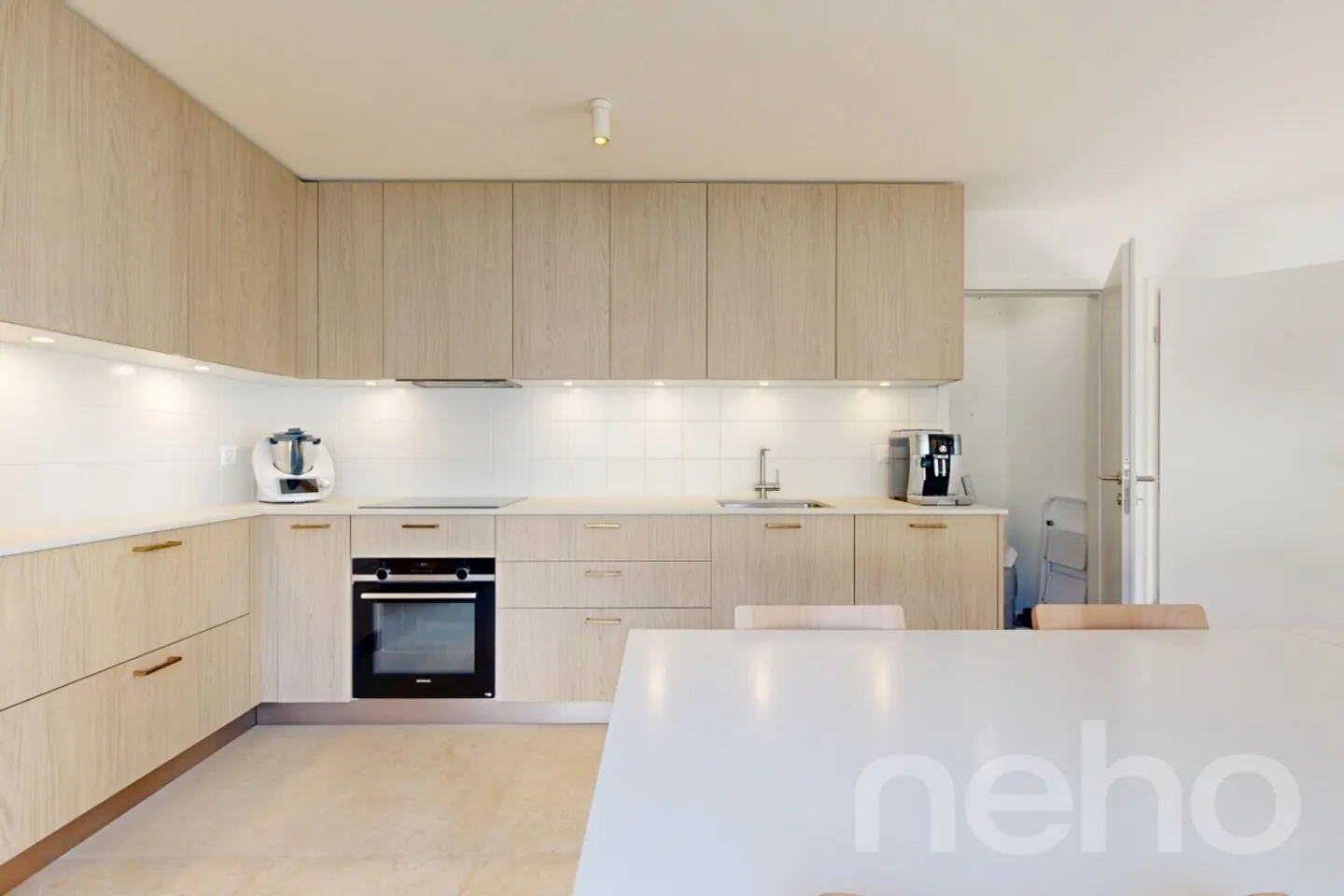 Pretty semi-detached house with 4.5 rooms in the heights of Renens - Photo 7 of 12