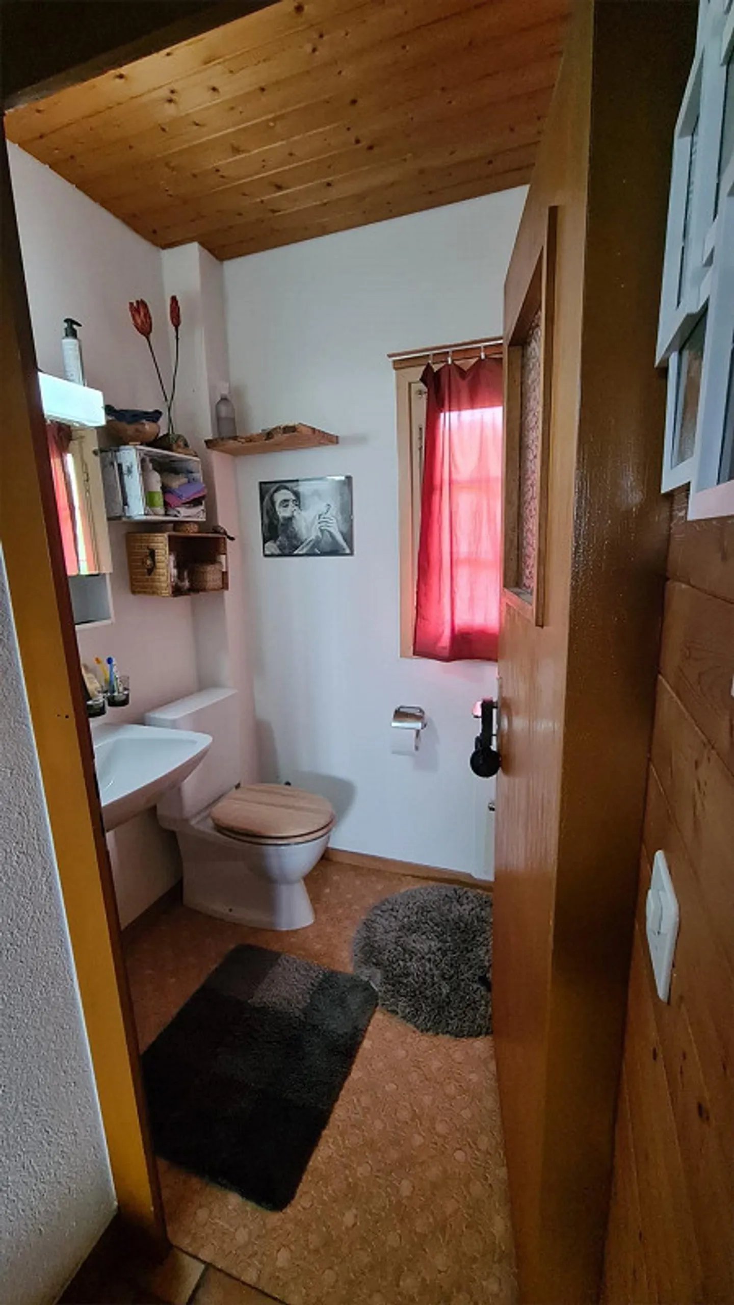Parte di fattoria nel verde, grande, accogliente 4.5 stanze con balcone - Foto 8 di 11