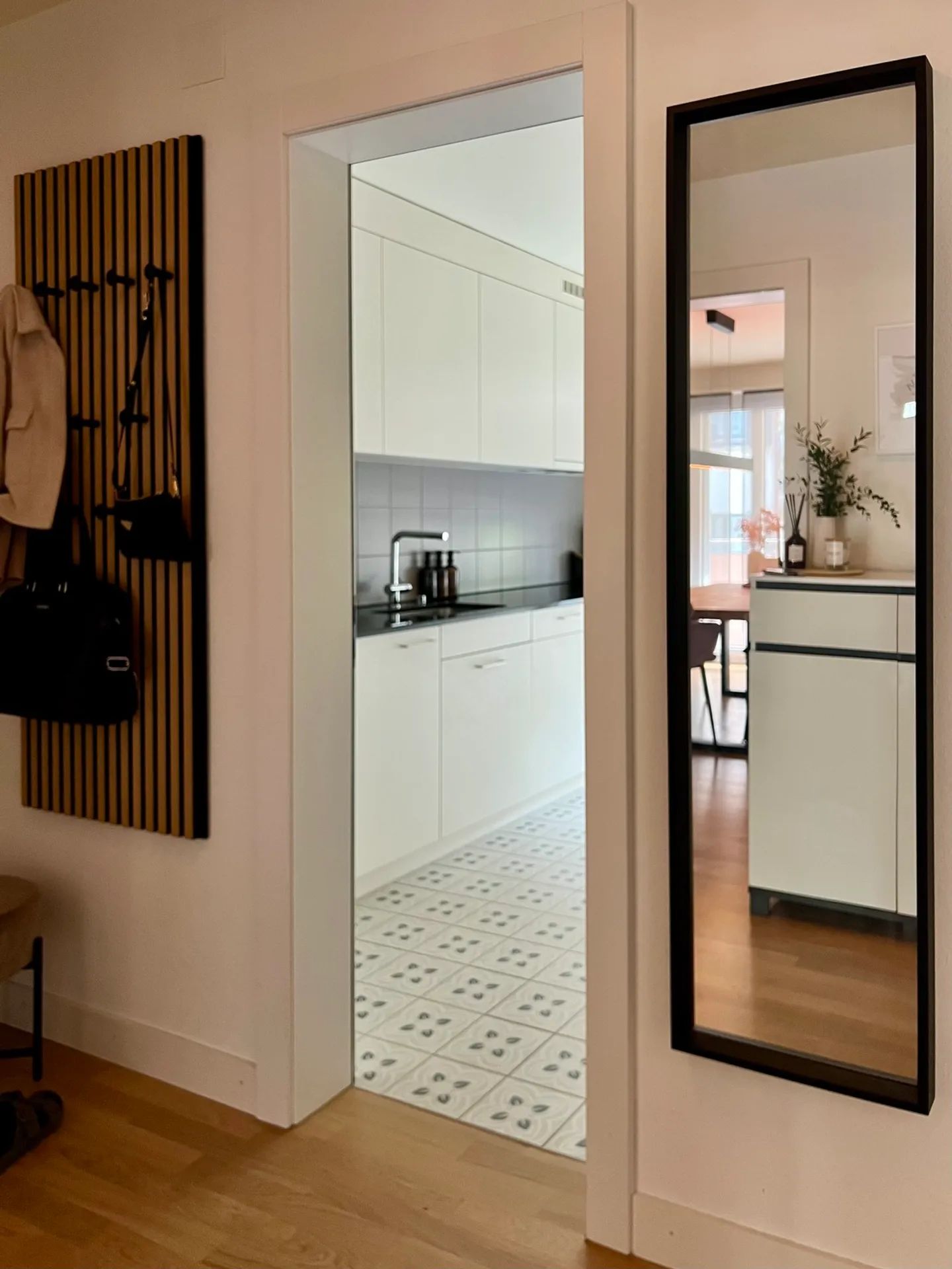 Apartment for rent - Photo 6 of 8