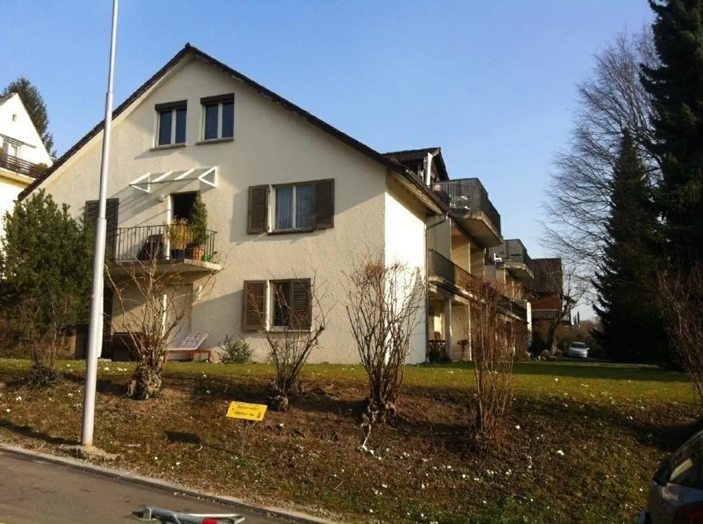 Outdoor parking space for immediate rent - limited until 30.09.2027 - Photo 1 of 1