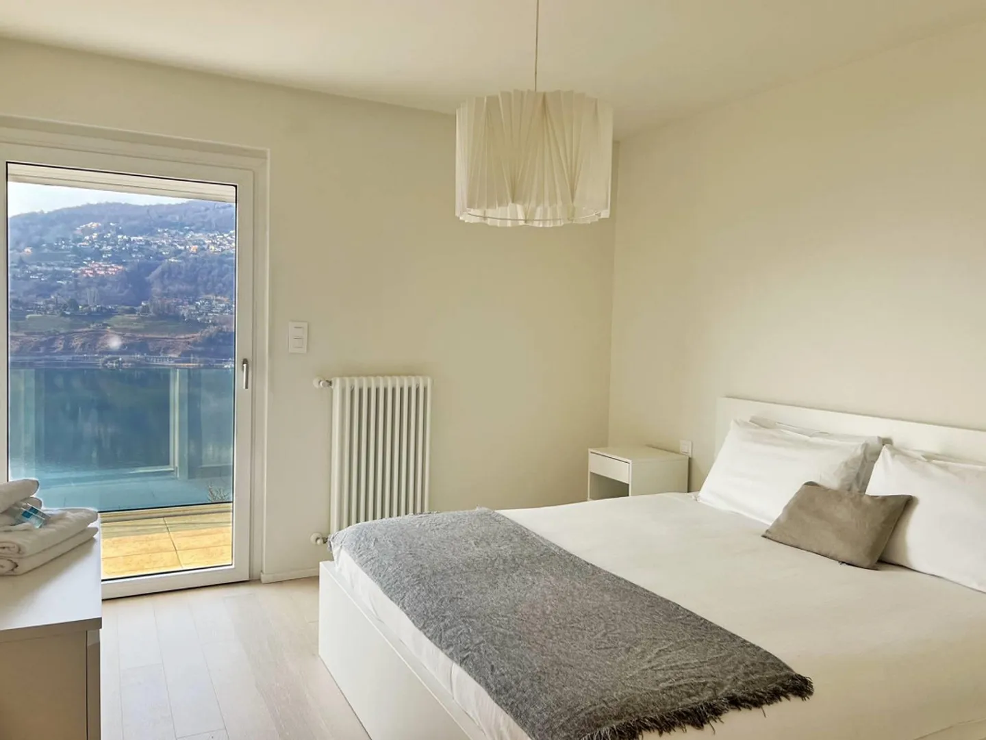 Splendide penthouse entouré de verdure. - Photo 7 sur 13