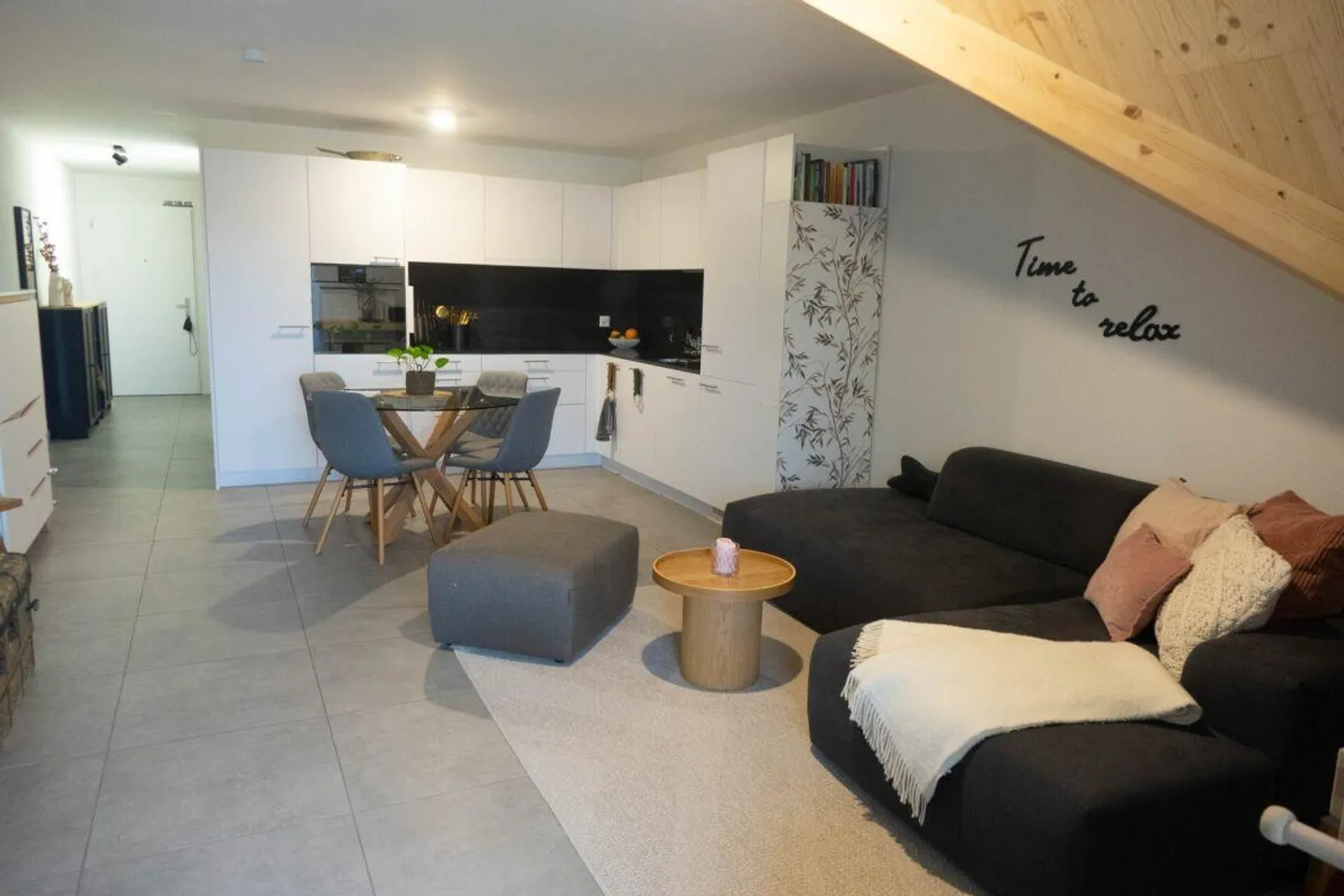 Appartamento duplex moderno e affascinante di 2,5 stanze - Foto 1 di 7