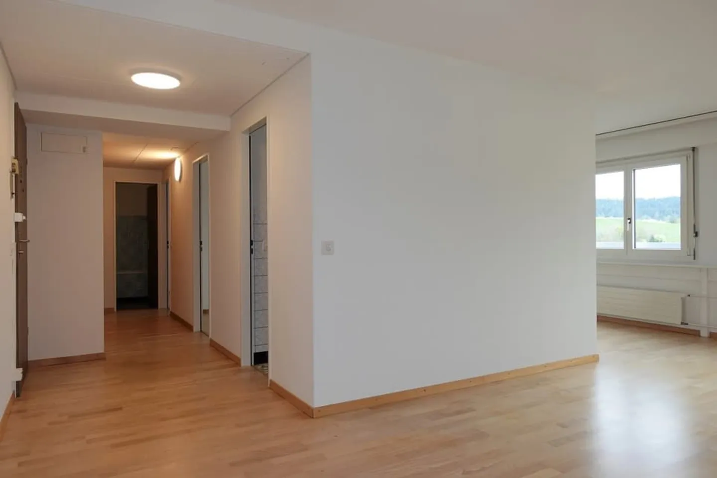 Bellissimo appartamento vicino a tutti i servizi - Foto 2 di 10