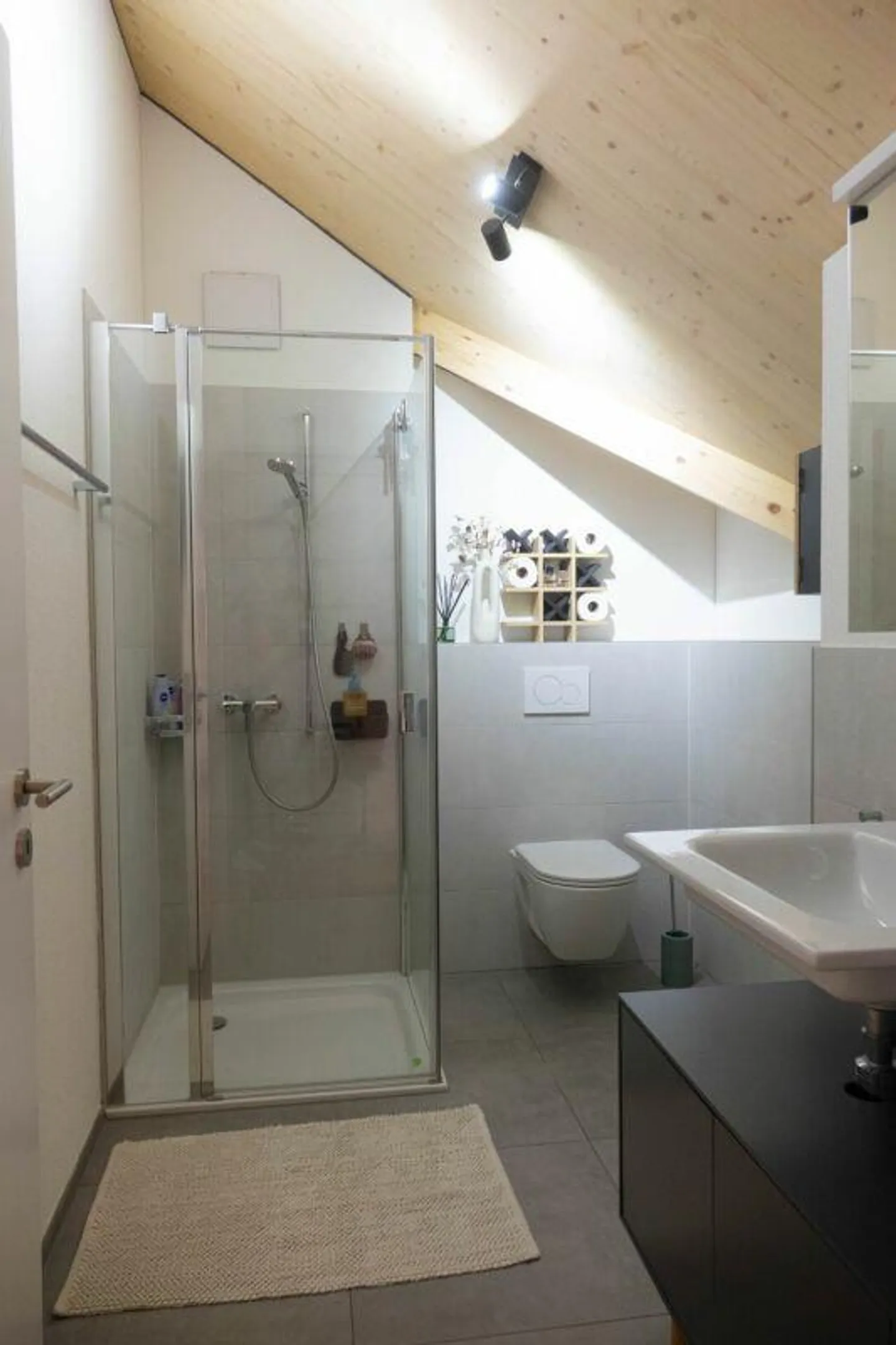 Appartamento duplex moderno e affascinante di 2,5 stanze - Foto 5 di 7