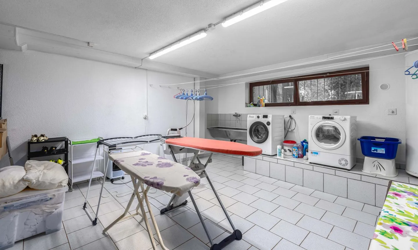 Villa spacieuse et magnifique de 11,5 pièces avec piscine à Purasca - Photo 7 sur 12