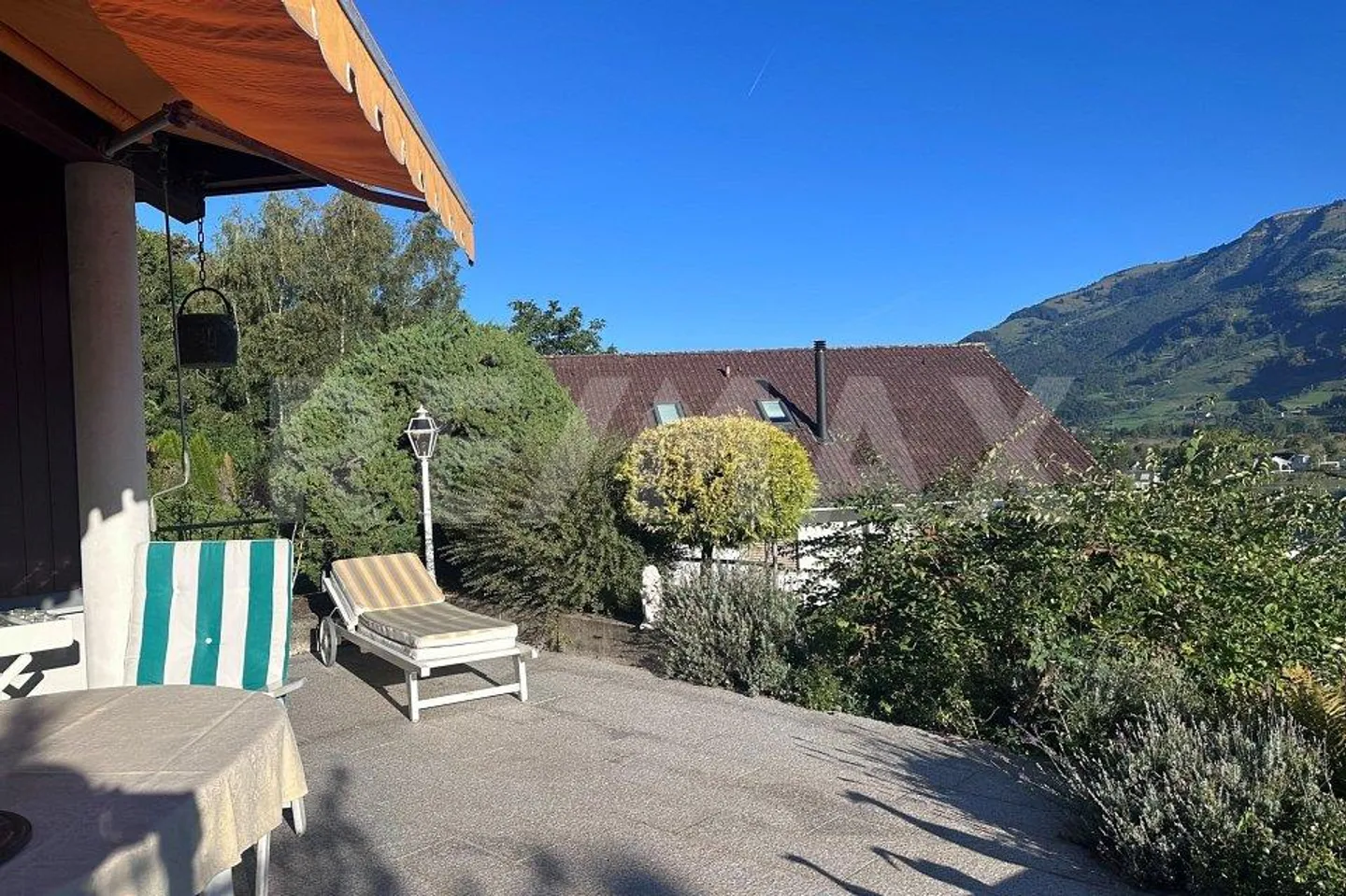 Living with a View: Well-maintained 4.5-room single-family house with lake view and large garden, Lauerz SZ - Photo 10 of 13