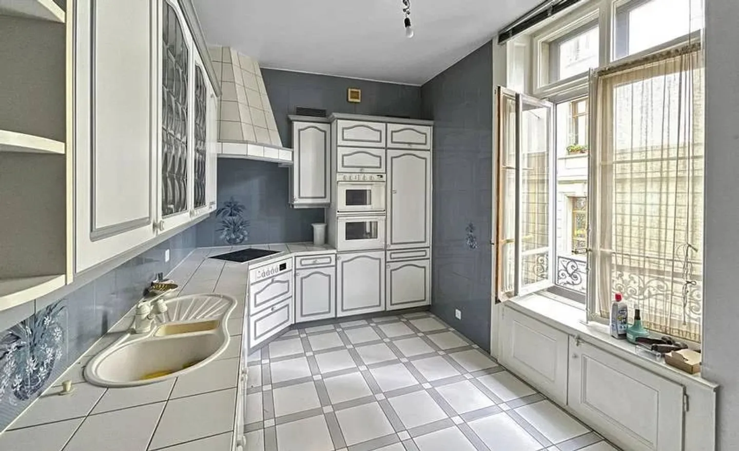 Haus mit 21 Zimmern - Foto 11 von 13