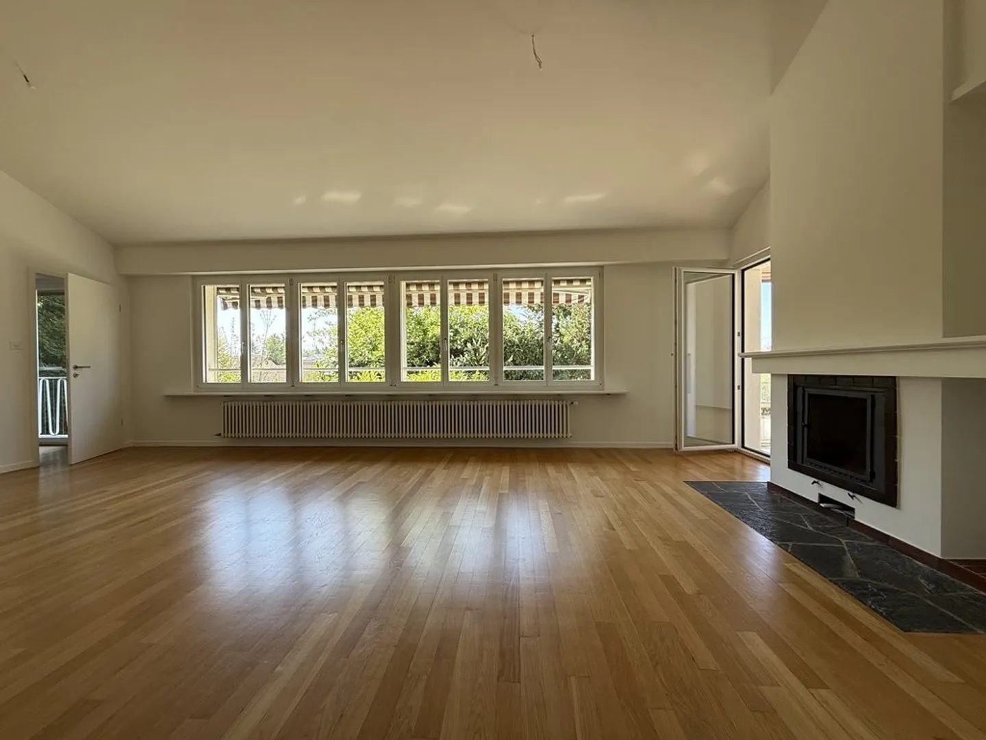 Spacious 3.5 Room Apartment of 105m2 - Photo 1 of 11