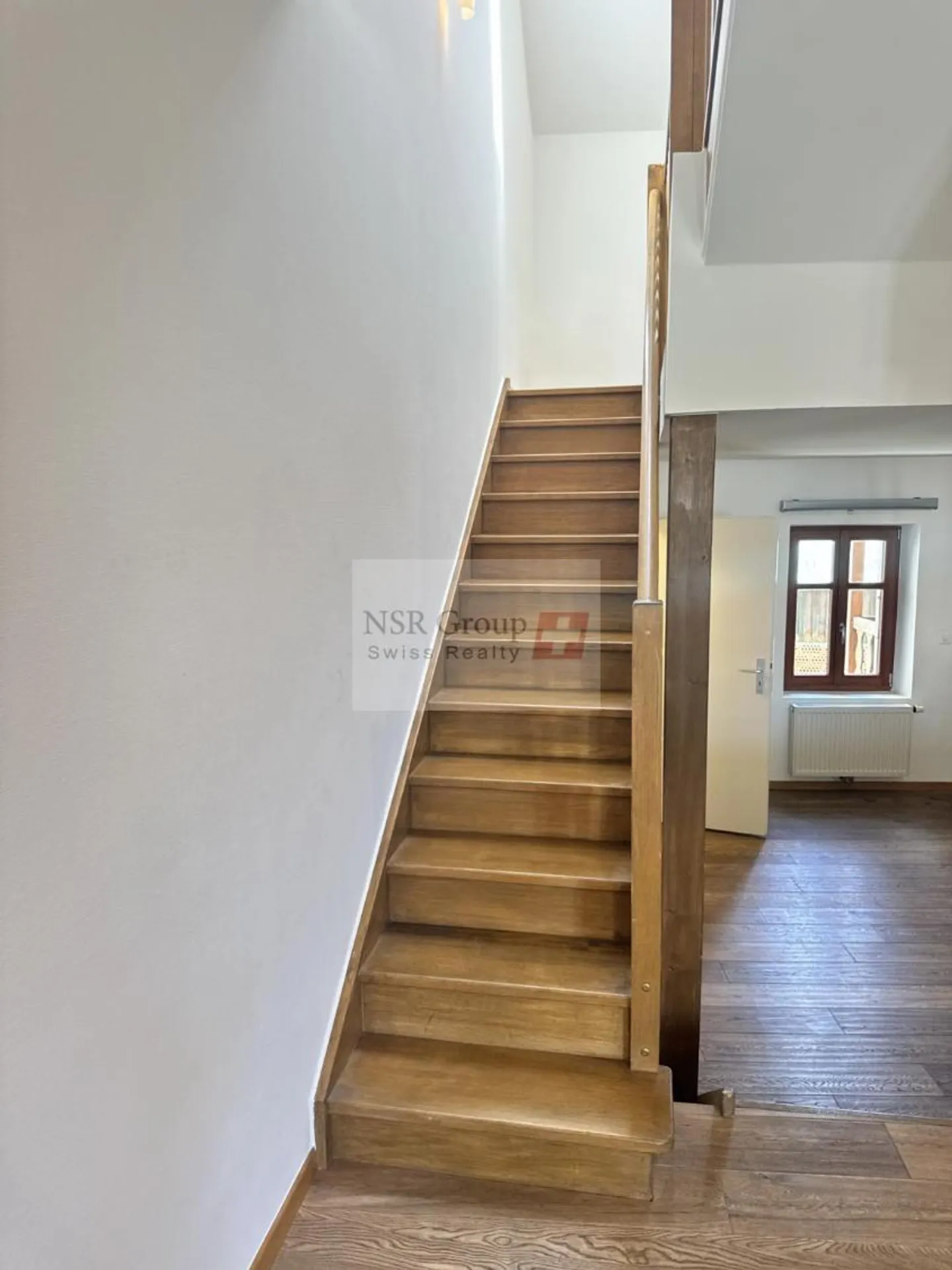 Appartamento 4 locali - Foto 2 di 6