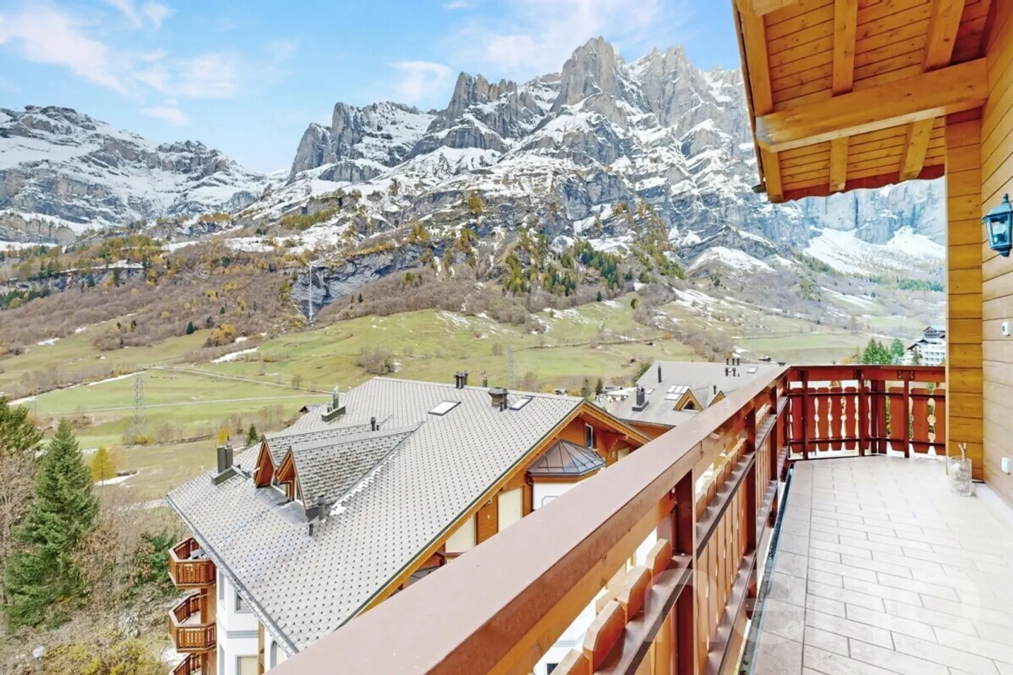 Incantevole appartamento 3.5 locali con vista panoramica - Foto 2 di 12