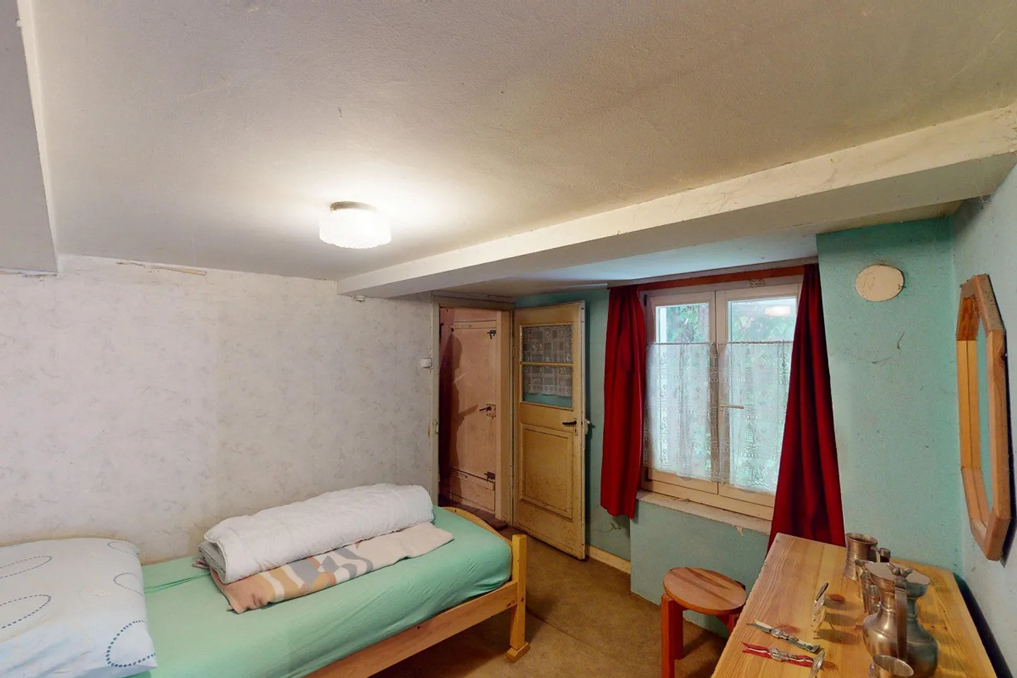 Charming Family Home in Quiet Area - Photo 8 of 11