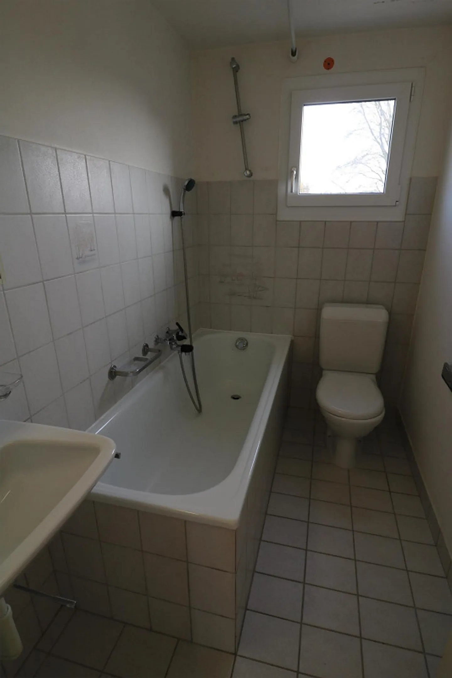 Ottimo appartamento di 3 stanze in una posizione privilegiata - Foto 5 di 6