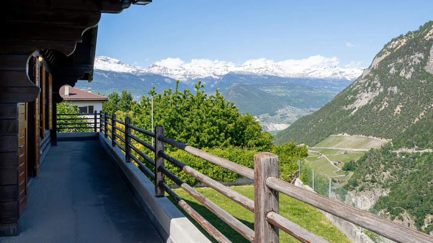 Two-family chalet in a quiet location in Vex - Photo 3 of 13