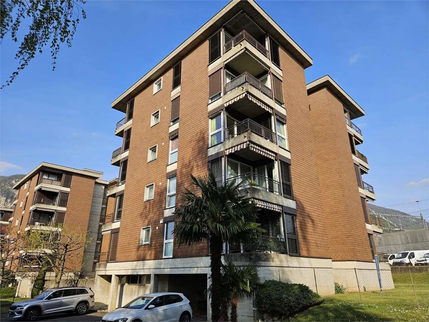 Mendrisio, intéressant appartement de 3,5 pièces avec balcons - Photo 1 sur 11
