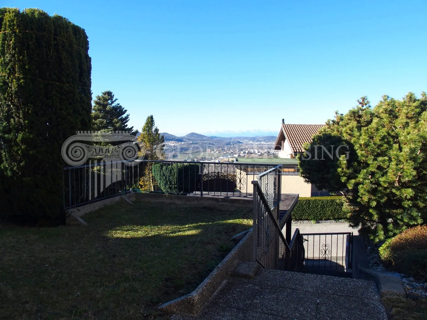 Haus mit prächtiger Aussicht - Foto 2 von 12