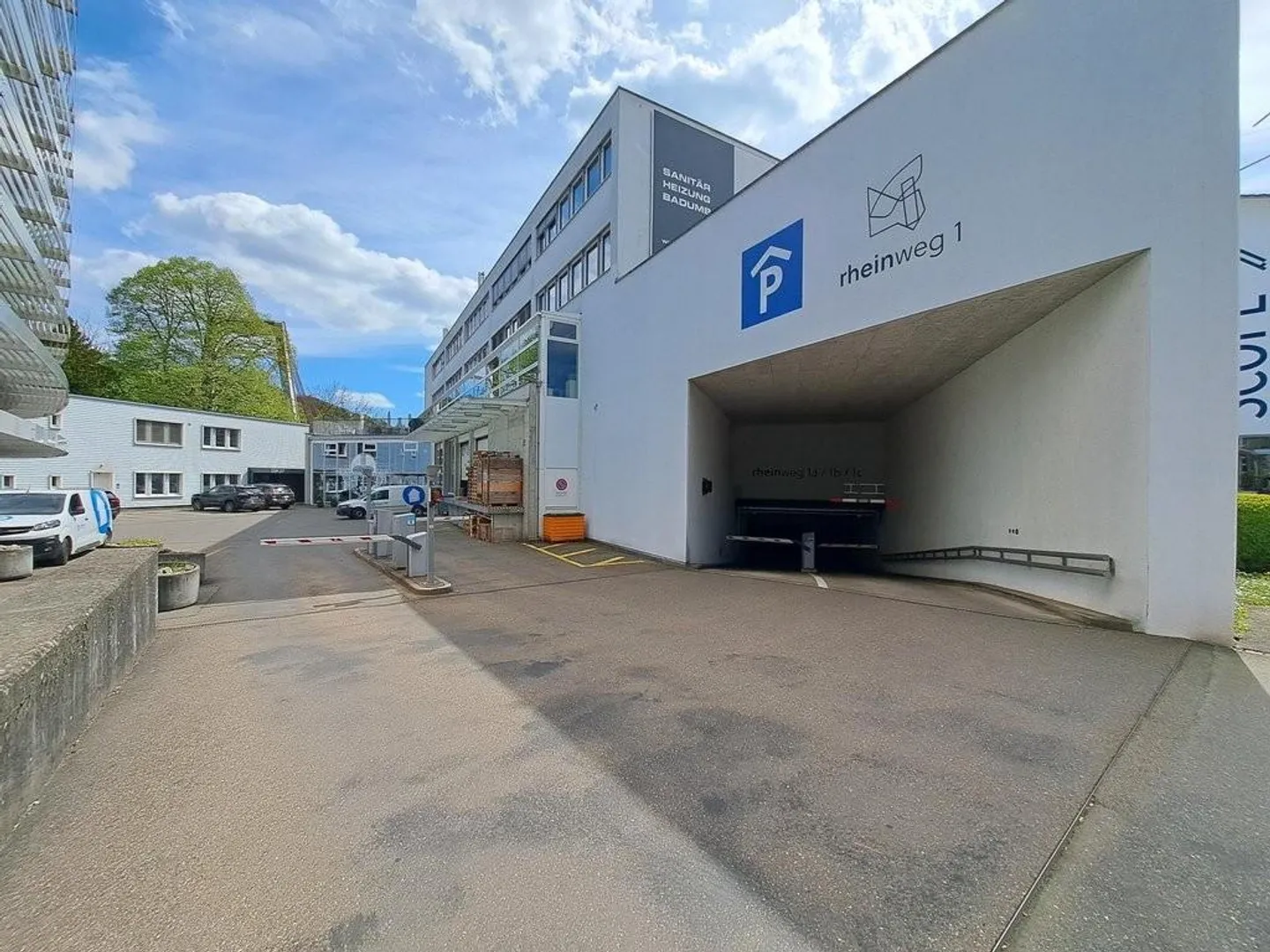 Do you still need parking spaces in the underground garage? - Photo 1 of 4