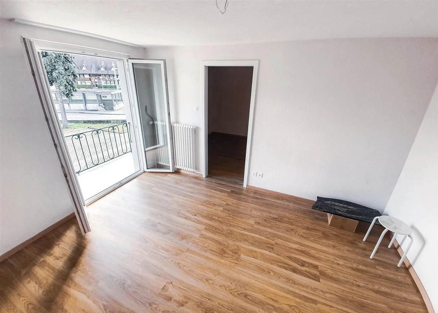 Helle renovierte Wohnung - Foto 3 von 7