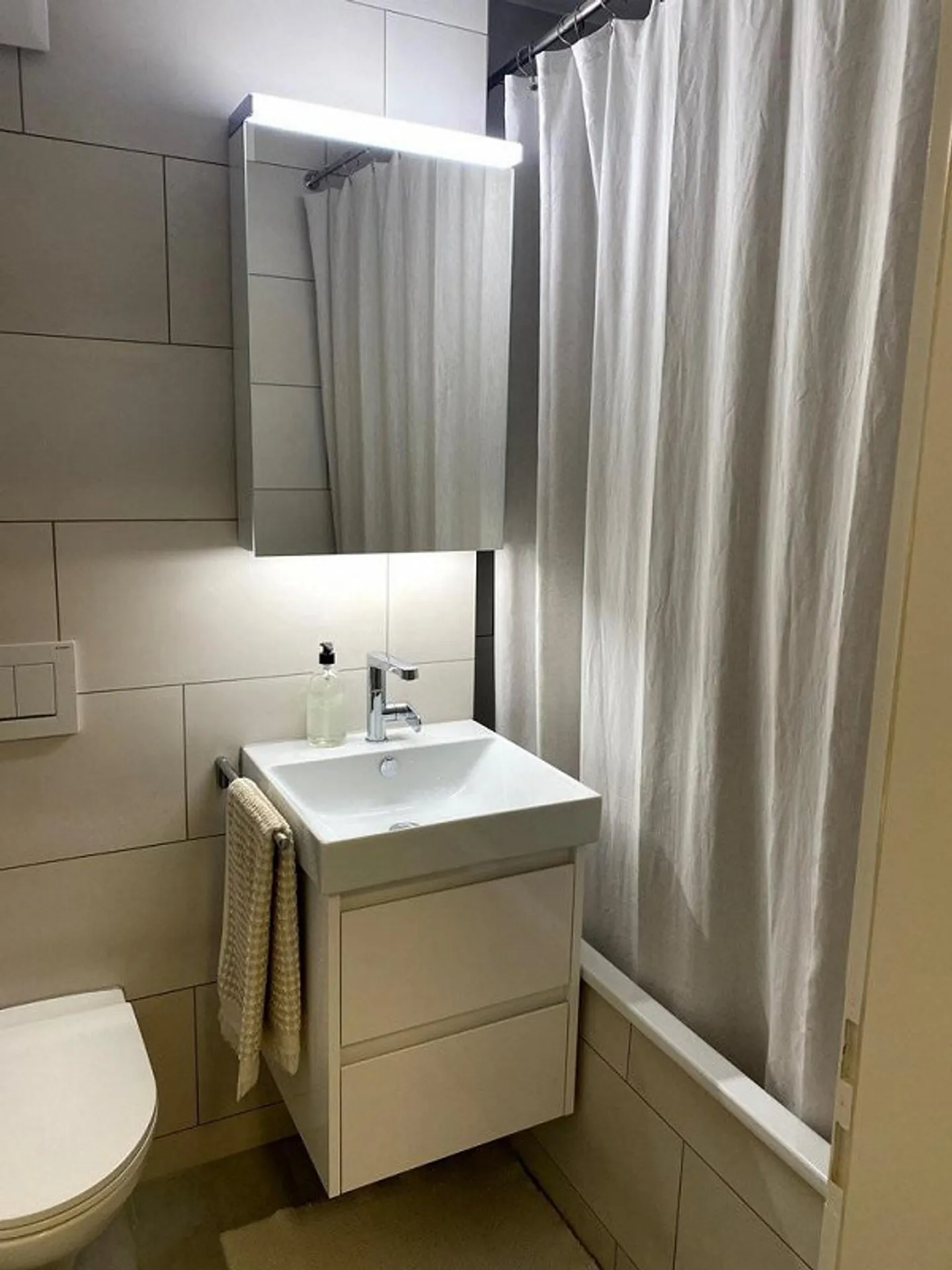 Living in the green in Zurich-Hottingen - Photo 2 of 5