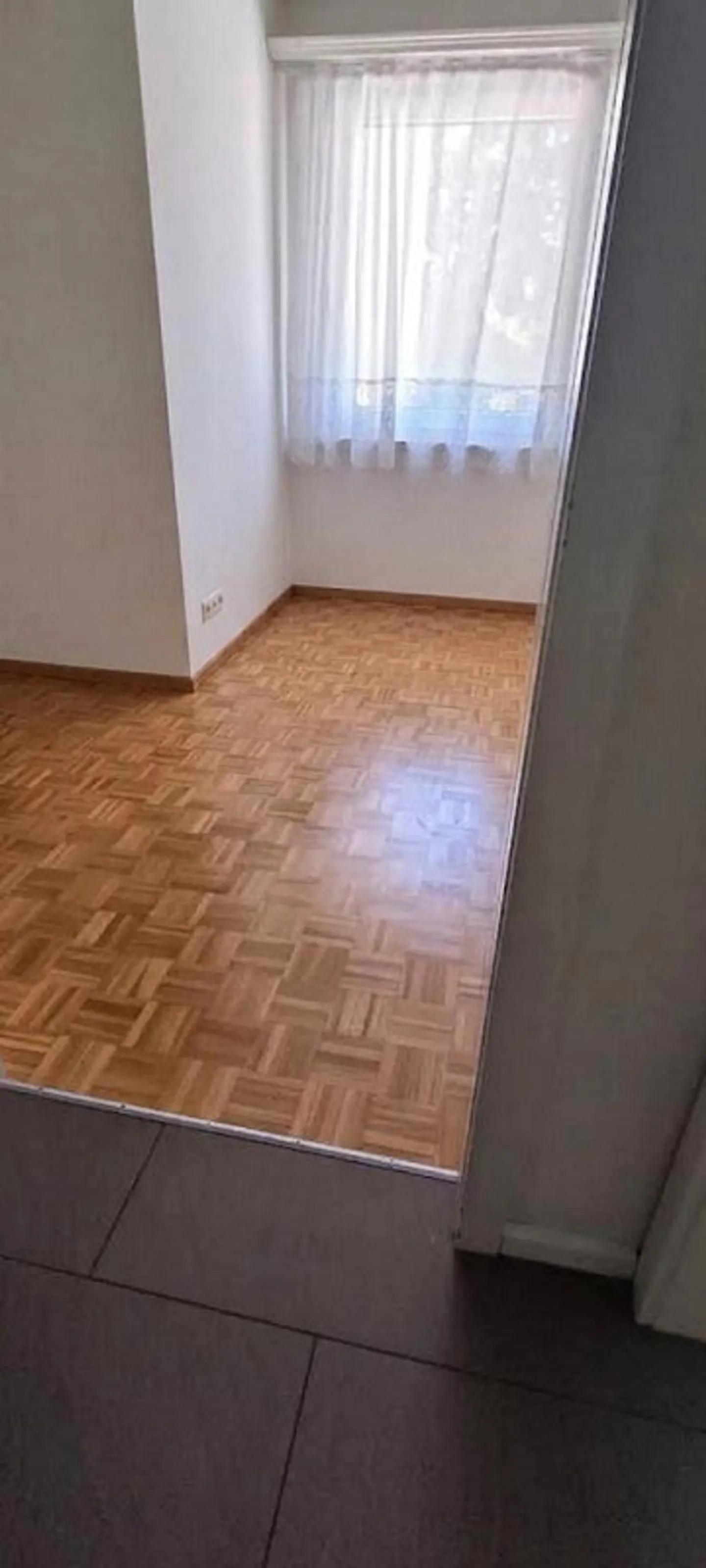Appartement spacieux de 3 pièces dans un emplacement calme à Binningen! - Photo 5 sur 9