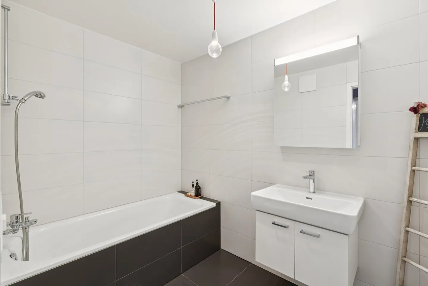 Double height living room, 3 bedrooms of 17 to 18 m² and loft of 51 m² - Photo 15 of 15