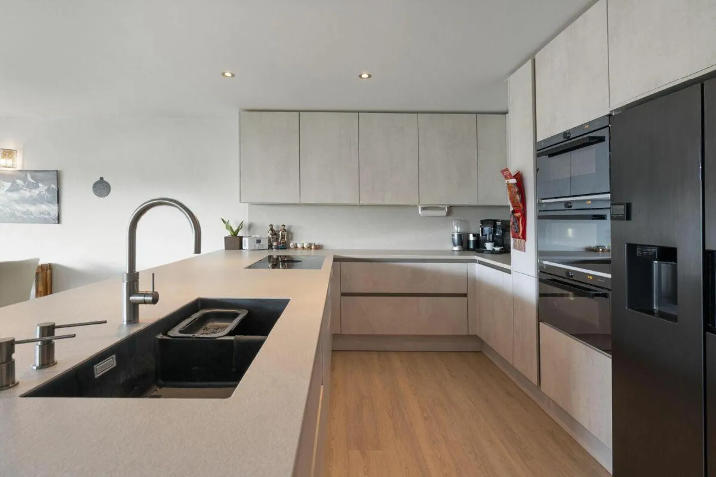 Geräumige Wohnung mit Aussicht - Foto 2 von 5