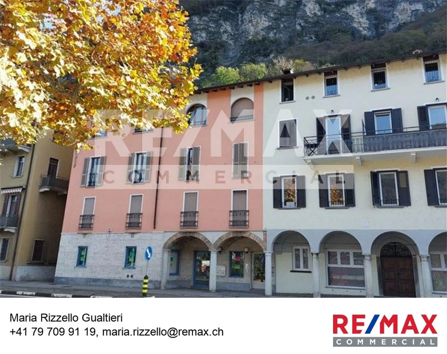 Espace commercial dans une zone centrale - Photo 1 sur 8