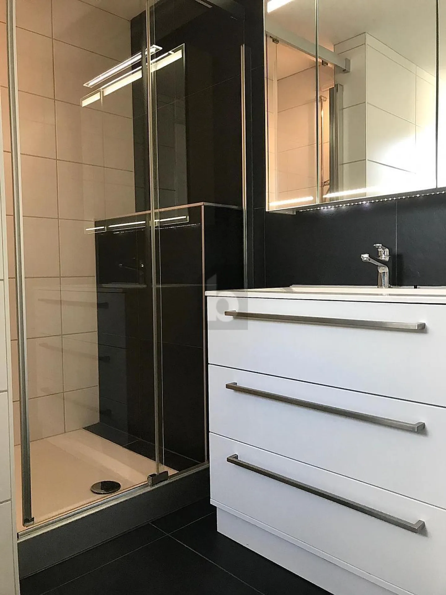 Appartamento in affitto - Foto 5 di 6