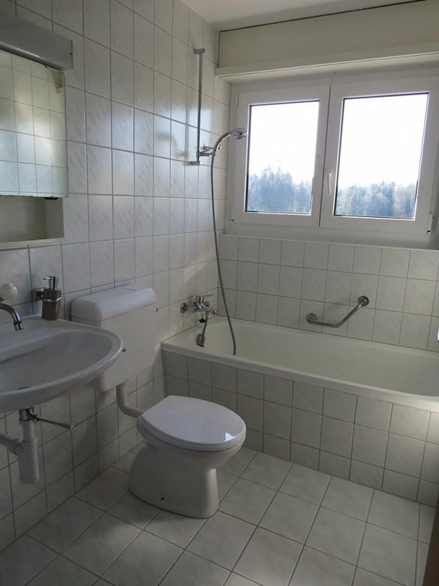Attraktive 4.5-Zimmerwohnung im 1. Stock in 4922 Bützberg zu vermieten - Foto 6 von 11