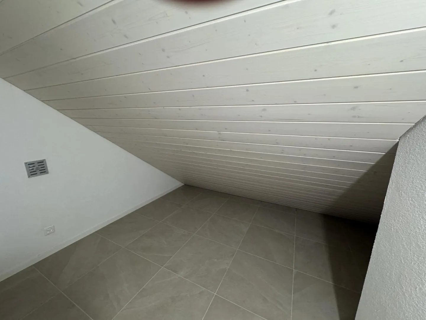 Triplex with 5 rooms - Photo 9 of 10