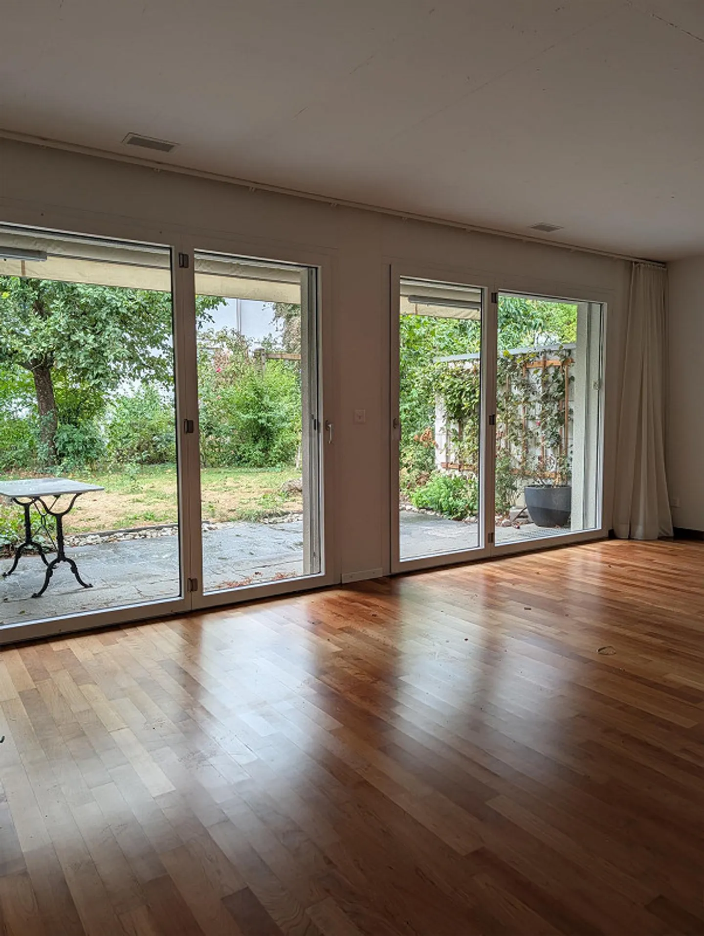 Charmante Wohnung mit Privatgarten - Foto 4 von 11