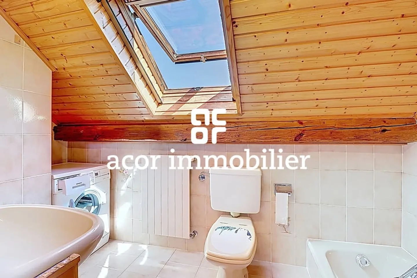 Spaziosa casa familiare in zona tranquilla con potenziale locativo - Foto 5 di 7